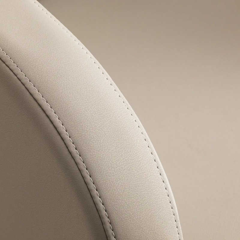 kappersstoel grijsbeige met zwarte voet kappersstoel grijsbeige met zwarte voet